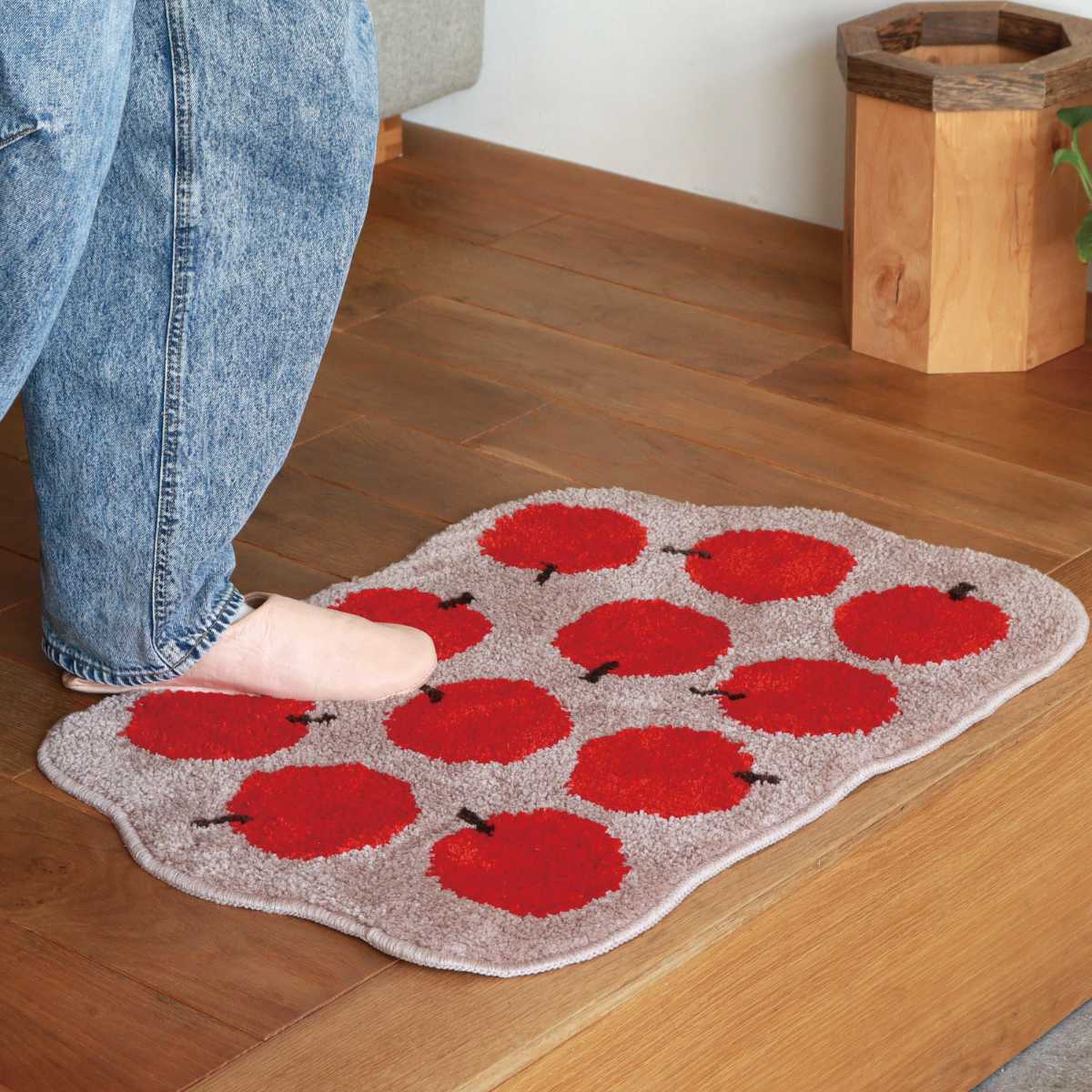 玄関マット EIBORIE フルーツフロアマット 室内 ( マット ラグ 洗える フルーツ かわいい 敷き物 インテリア ふわふわ 滑り止め 幅70cm キッチン リビング 寝室 洗面所 ランドリー 室内用マット 玄関 脱衣所 洗面 ポップ ) 【ペアー】 ペアー