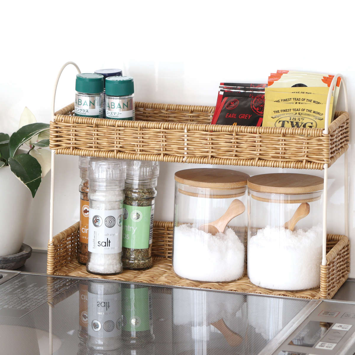 調味料ラック ユティル アイアンスパイスラック ( 洗える 洗えるバスケット 2段 調味料収納 調味料置き スパイスラック バスケット キッチン 収納 かご カゴ 籠 籐かご風 小物収納 北欧 北欧風 ナチュラル ) 【ナイール】 ナイール