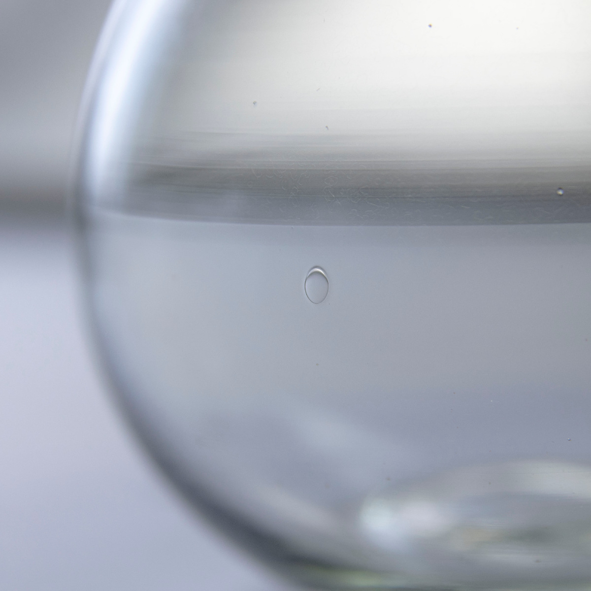 花瓶 ガラスベース ミスルトー ラウンド ミドル ( 花ビン 花びん 花器 ベース フラワーベース フラワー 花 飾る 花入れ ガラス ガラス製 クリア 透明 おしゃれ 一輪挿し )