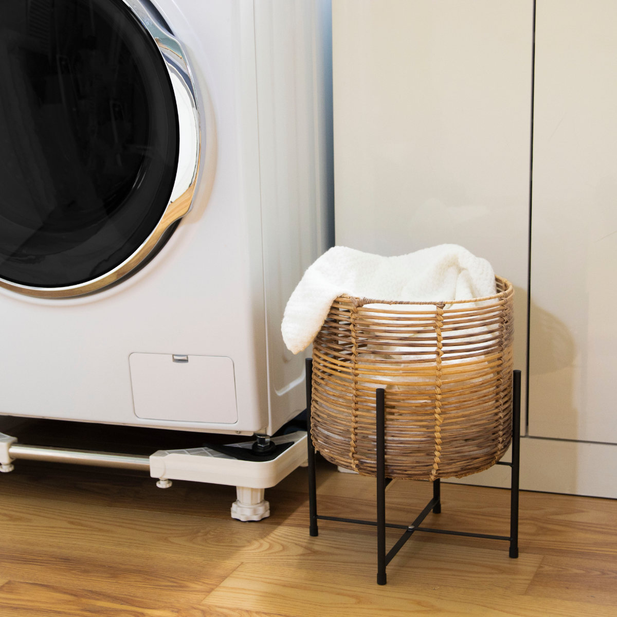 鉢カバー トーク ラウタ フェイクPEPP スタンド付きバスケットラウンド L ( プランターカバー ポットカバー かご カゴ バスケット 収納カゴ 手編み 観葉植物 鉢植え 花 室内 おしゃれ 水洗い 植木鉢カバー 脚付き 8号鉢 丸型 )