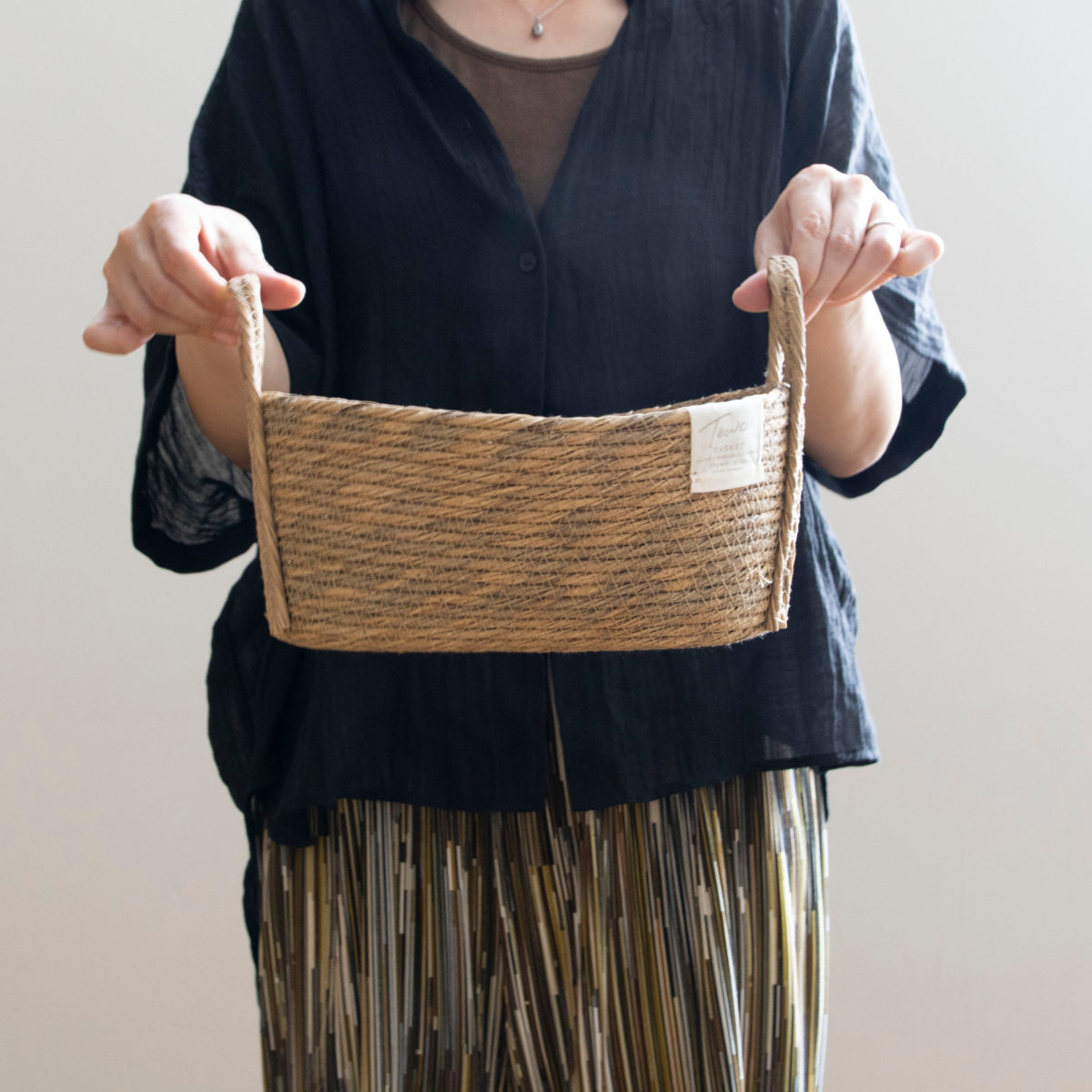 鉢カバーモネ フェイクPE バスケットオーバル S ( プランターカバー ポットカバー かご カゴ バスケット 収納カゴ 小物収納 手編み 観葉植物 鉢植え 花 室内 小物入れ おしゃれポット 鉢ポット 水洗い 植木鉢カバー 楕円型 ) 【ブラウン】 ブラウン