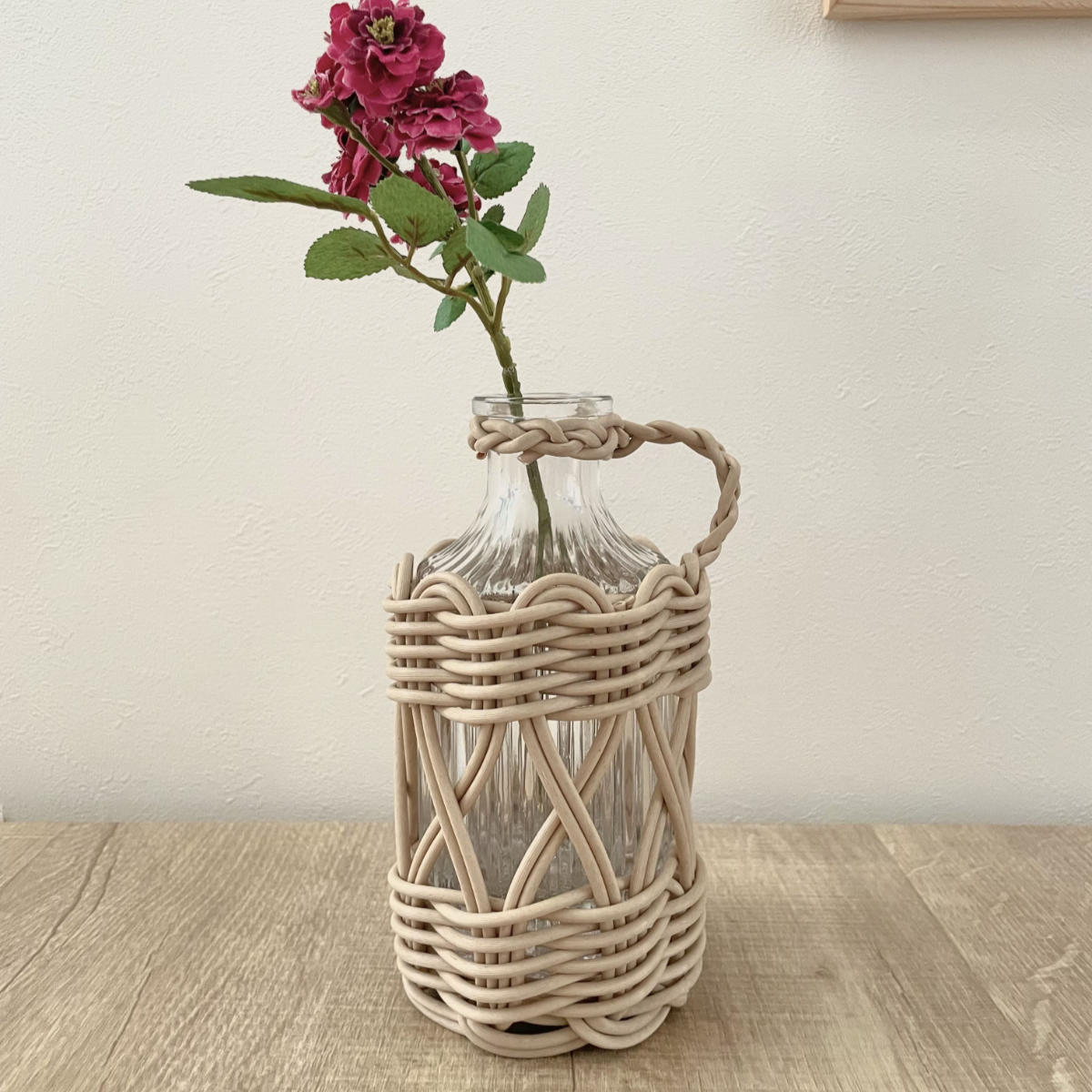 花瓶 ヴァス フェイクPE 柳フラワーベース ボトル型 ( 花ビン 花びん 花器 ベース フラワーベース フラワー 花 飾る 花入れ ガラス ガラス製 クリア 透明 おしゃれ 洗える 天然素材風 持ち手付き 一輪挿し )