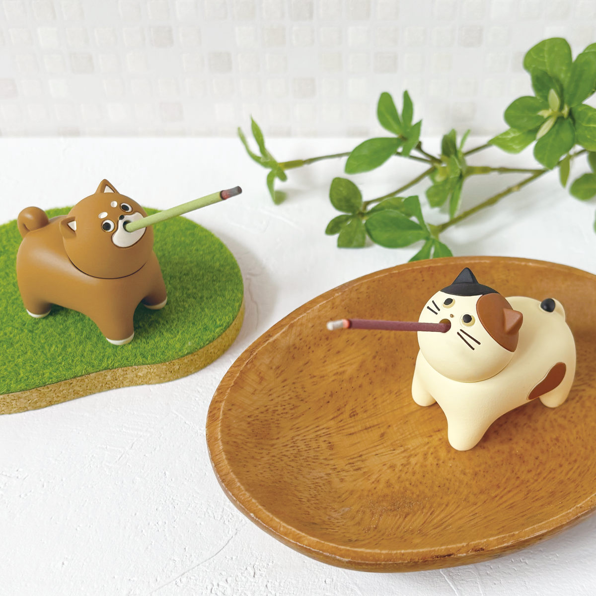 香立 キョロキョロお香立て かわいい （ インセンスホルダー 香立て スティック専用 お香たて 三毛猫 柴犬 癒し お香スタンド おしゃれ 可愛い 角度調節 ギフト コンパクト ネコ イヌ ） 【ミケ】