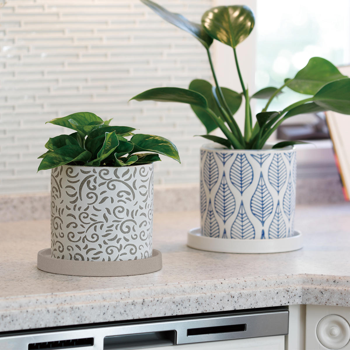 植木鉢 グリッグポット 受け皿付き ( フラワーポット プラントポット プランターポット 鉢 鉢植え 陶器 インテリア 植え替え おしゃれ 観葉植物 多肉植物 サボテン 園芸 受け皿 水抜き穴 ) 【唐草模様×ブルー】 唐草模様×ブルー