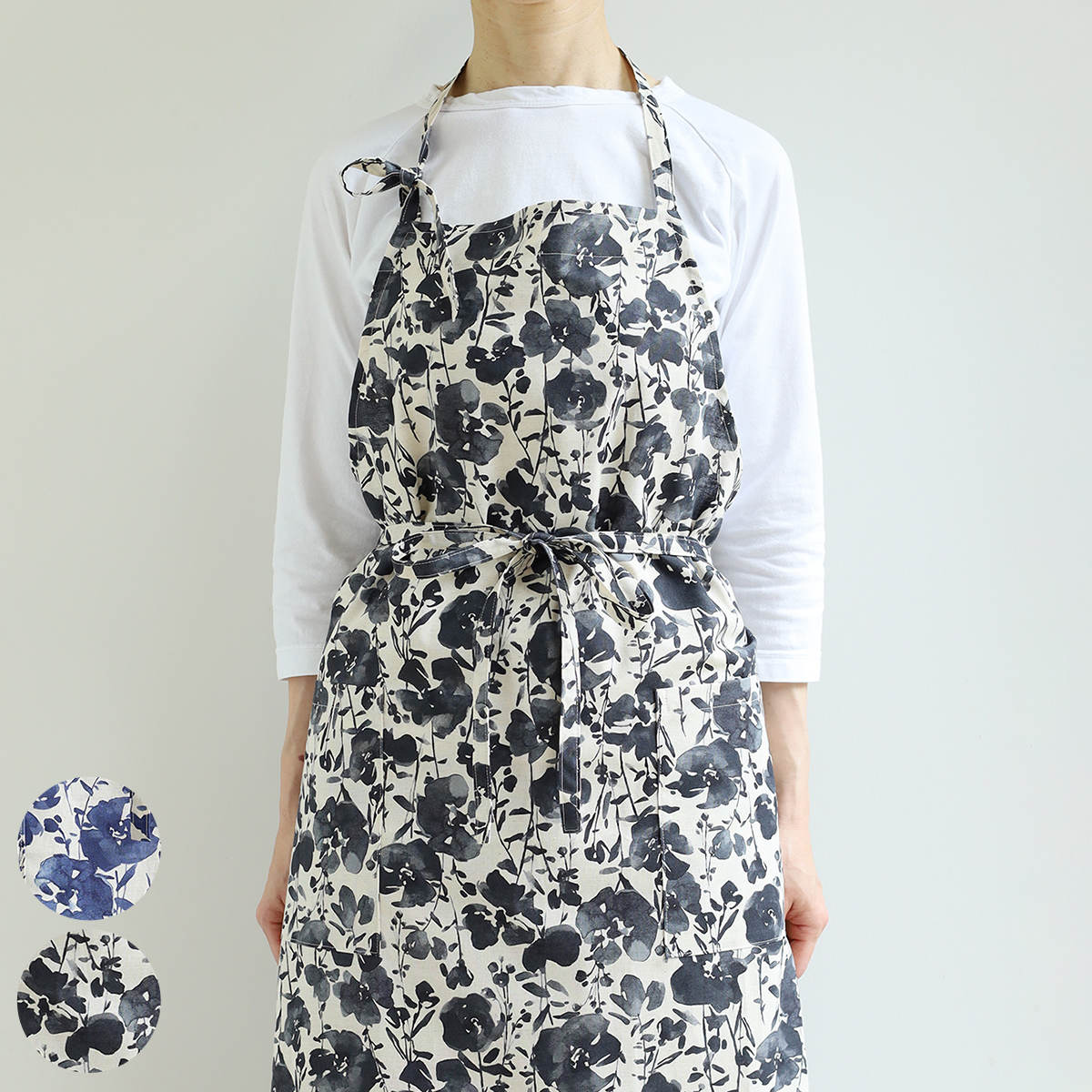 エプロン atelier Nuuit 綿麻プリント フルエプロン 水彩 （ キッチンエプロン 胸当てエプロン アトリエヌイ 日本製 おしゃれ 花柄 ロング丈 ポケット付き 首掛け 調節 綿麻 ビブエプロン 大人用 腰ひも ワークエプロン レディース ） 【ネイビー】