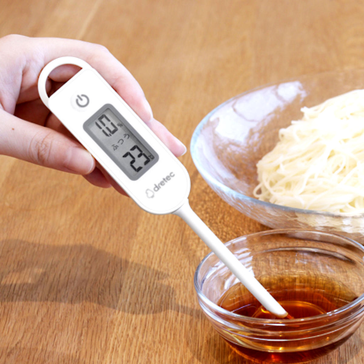 塩分計 しおぽかるん 温度計 フック付き ドリテック ( dretec 塩分濃度計 塩分測定器 塩分チェッカー 調理用温度計 0.1%単位 スティック型 デジタル温度計 防水 健康グッズ 塩分濃度 簡単 高血圧 減塩 健康管理 ダイエット )