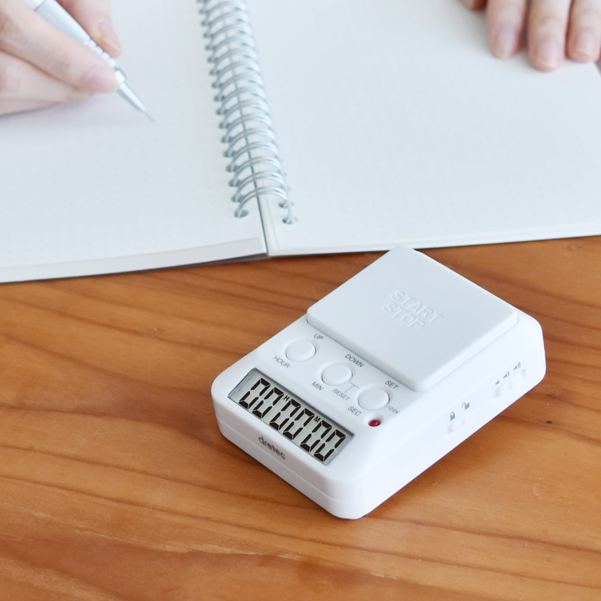 学習タイマー タイムアップ2 デイカウント 1/100秒計測 ドリテック ( dretec タイマー 勉強タイマー 勉強 学習 光る 消音 デジタル リビング学習 誤操作防止 キーロック LED アラーム デイタイマー 日にち 時計 試験 テスト 在宅 )