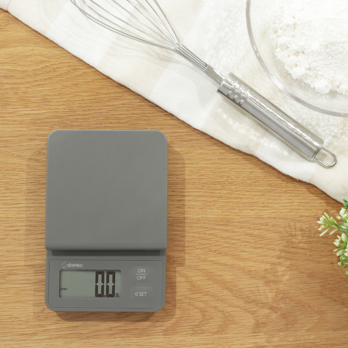 デジタルスケール 2kg ルクーム 計量器 ドリテック ( dretec スケール キッチンスケール クッキングスケール デジタル 電池式 0.1g 計量 家庭用 はかり 計り 量り コンパクト 料理 お菓子づくり 下ごしらえ おしゃれ グレー )