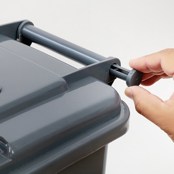 ゴミ箱 18L ダルトン DULTON 屋外兼用 プラスチックトラッシュカン ( ごみ箱 18リットル 蓋つき キャスター付き 排水栓 キッチン リビング アメリカン ダストボックス ごみばこ ふた付き 袋 見えない おしゃれ アメリカ ) 【ブルー】 ブルー