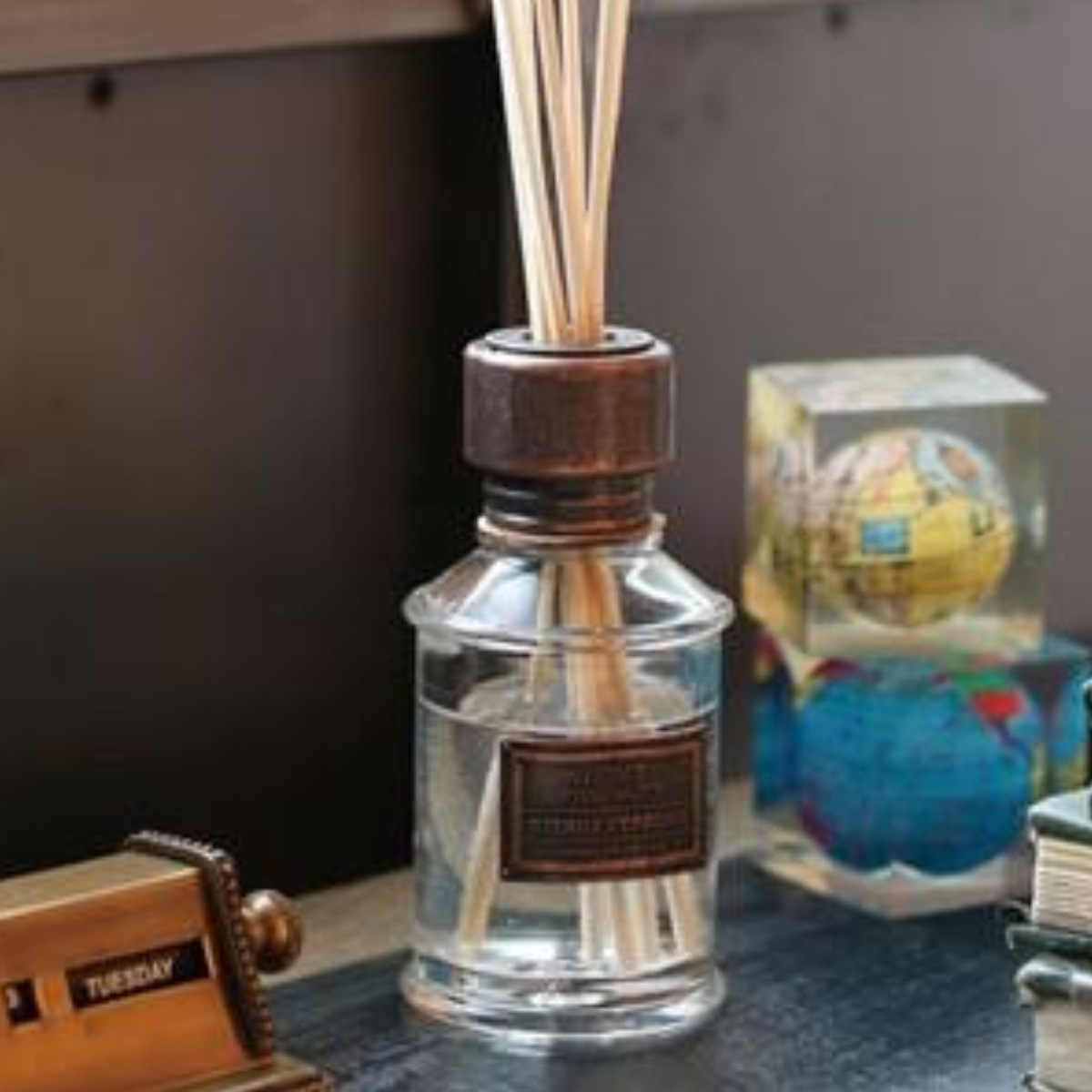 ディフューザー ダルトン DULTON フレグランスディフューザー Blackforest ( スティック 芳香剤 ルームフレグランス 香り フレグランス アンティーク調 アロマオイル アロマグッズ ガラス 部屋 玄関 洗面所 寝室 トイレ 長持ち ) 【Puresilk】 Puresilk