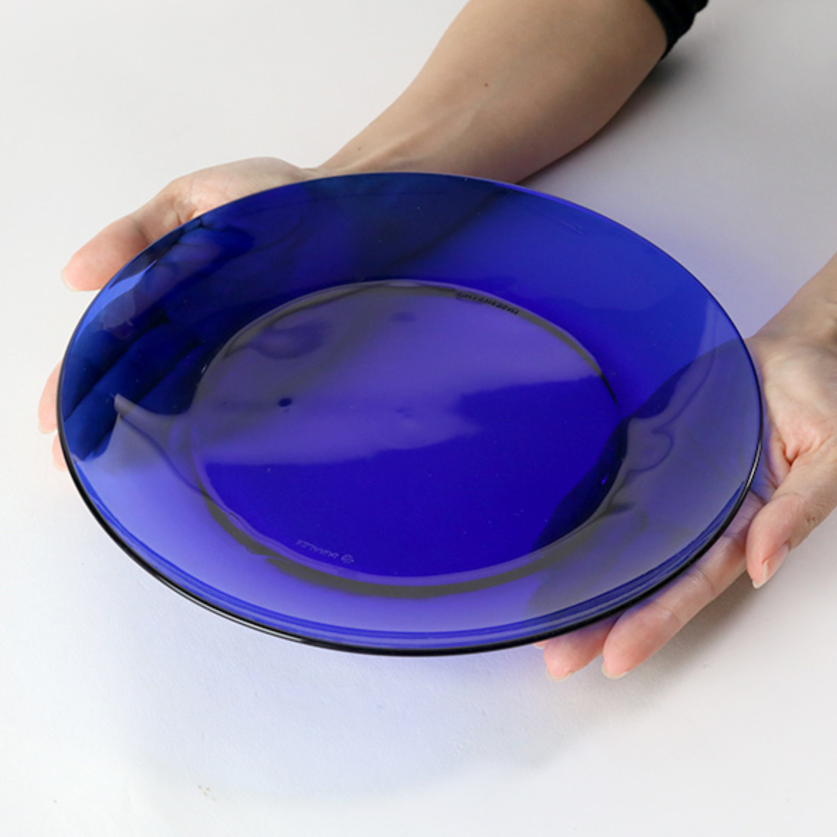 DURALEX デュラレックス プレート 23.5cm ( ベルメール ジャングルグリーン サファイア アンバー 食洗機対応 電子レンジ対応 強化ガラス 食器 皿 お皿 ケーキ皿 ガラス ガラス製 ) 【サファイア】 サファイア