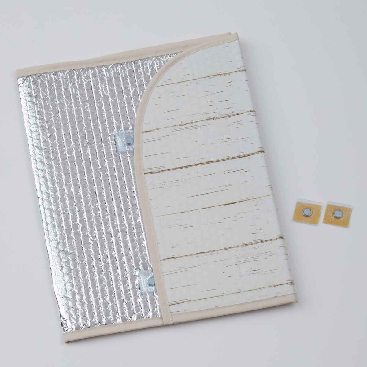 室外機カバー マグネット式 室外機用 遮熱カバー ( エアコン室外機カバー 日よけ シート 貼るだけ 磁石 エアコン クーラー 遮熱 省エネ エアコンカバー 室外機 日除けカバー 遮熱シート 節電 簡単 屋外 日除け 日光対策 直射日光 )