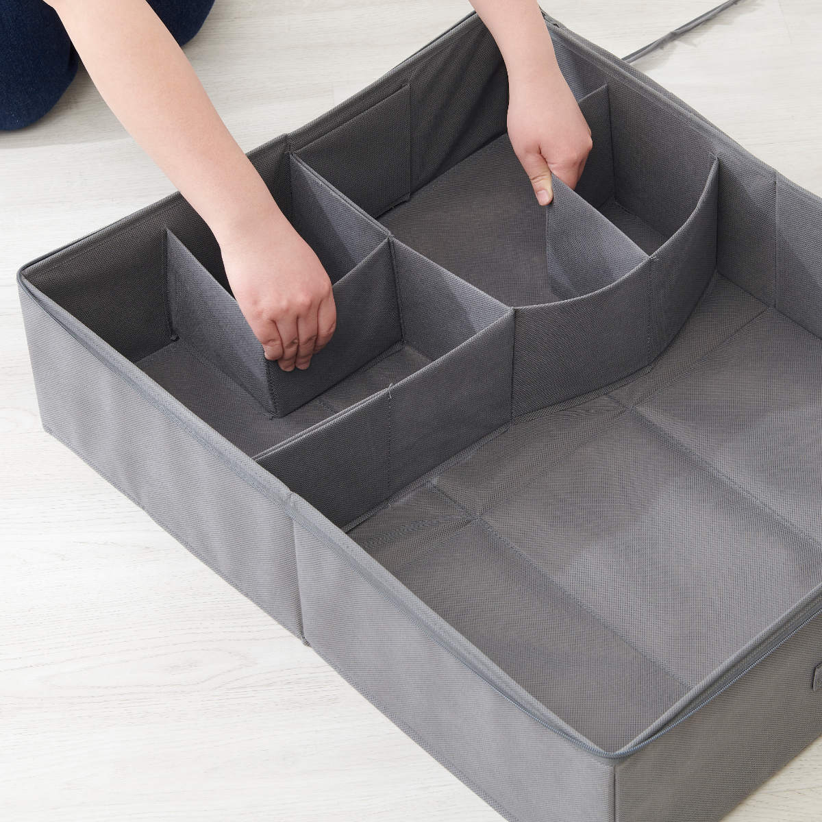 収納ボックス PataPata ベッド下収納 ふた付き 仕切り付き ( 収納ケース 収納 布 ソファ下 ベッド下 隙間収納 すき間 折りたたみ 仕切り フタ付き 衣類 服 布団 シーツ ぬいぐるみ おもちゃ オモチャ 寝室 リビング ベッドルーム ) 【グレー】 グレー