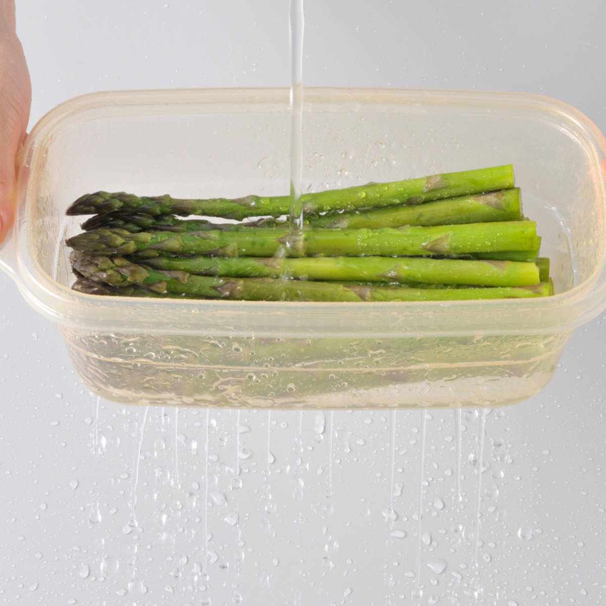 電子レンジ調理器 さつまいも調理 ふかし芋 日本製 ( 電子レンジ 蒸し調理器 蒸し器 スチーマー レンジ調理 電子レンジ料理 レンジ調理器 長方形 蒸す サツマイモ トウモロコシ ザル付き 2重構造 下ごしらえ 調理容器 )