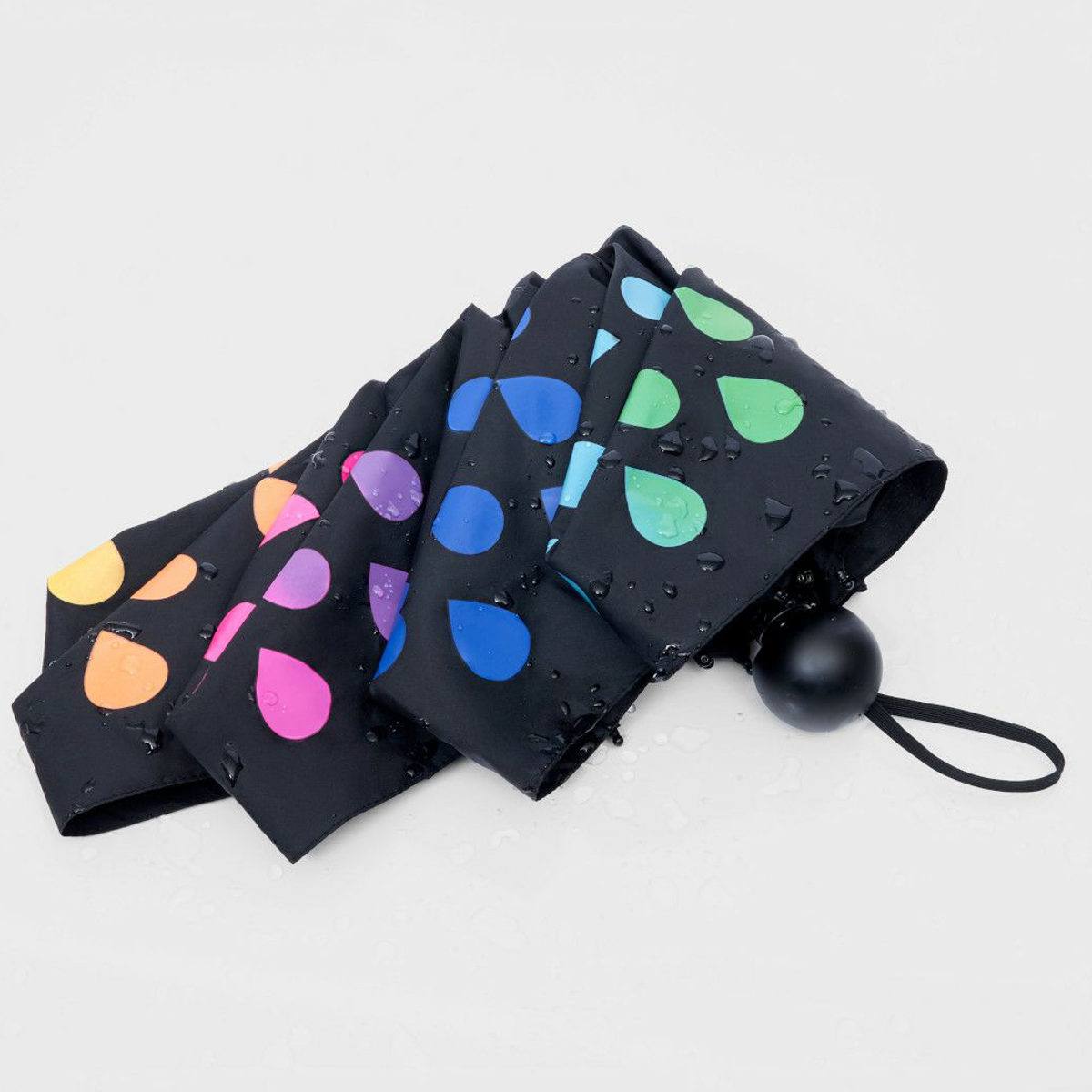 折りたたみ傘 雨傘 SUCK UK カラーチェンジアンブレラ ドロップ ミニ 55cm ( 傘 レディース かさ おしゃれ 雫 色が変わる カラフル 撥水 持ち運び 軽量190g おりたたみ傘 カサ アンブレラ 通勤 通学 コンパクト 軽い 携帯 袋付き )