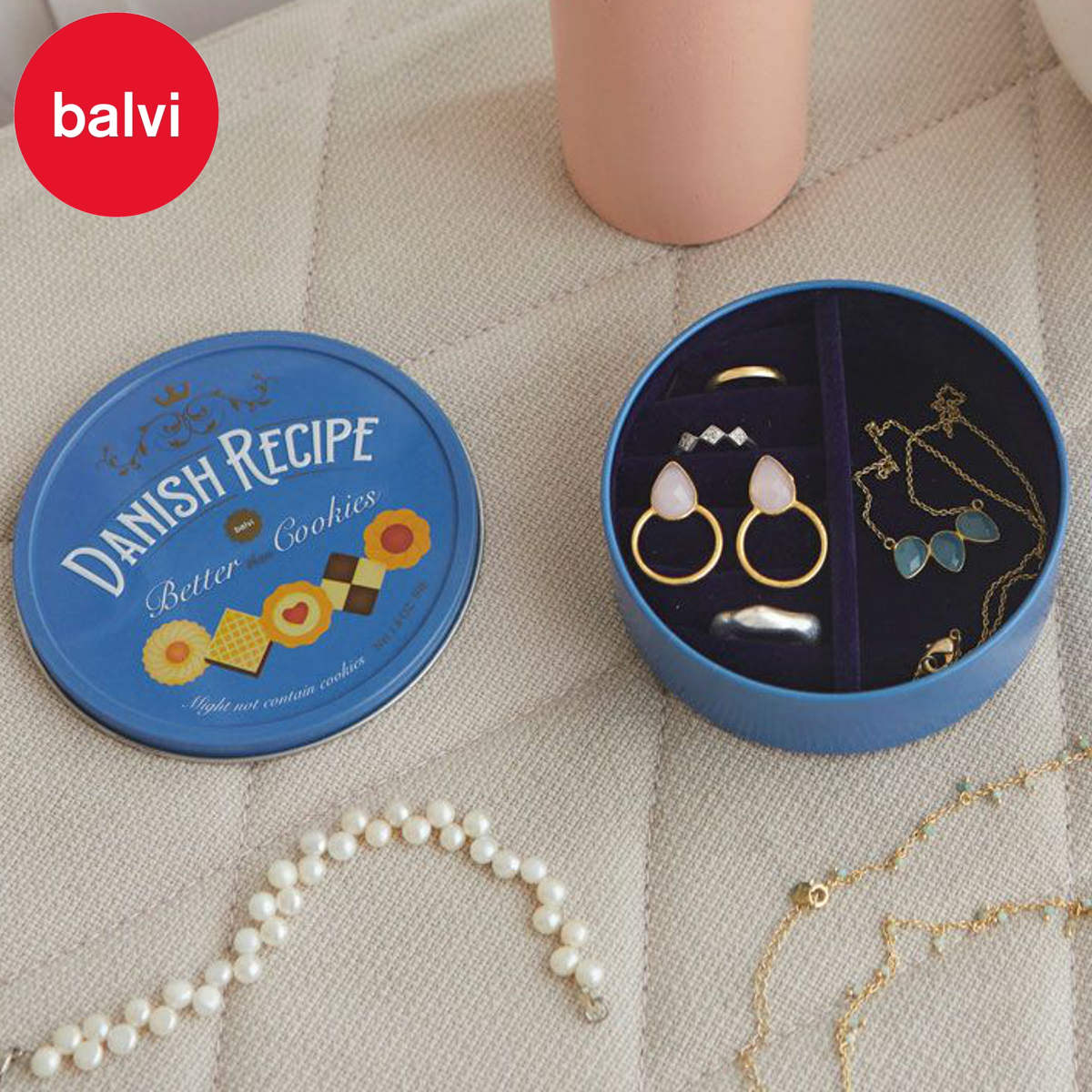 ジュエリーボックス balvi アクセサリーケース デニッシュクッキー お菓子 （ バルビ 収納 ジュエリー スウェード調 ボックス 持ち運び 小物入れ 仕切り 携帯 コンパクト 小物 アクセサリー ピアス 指輪 イヤリング おしゃれ レトロ ）