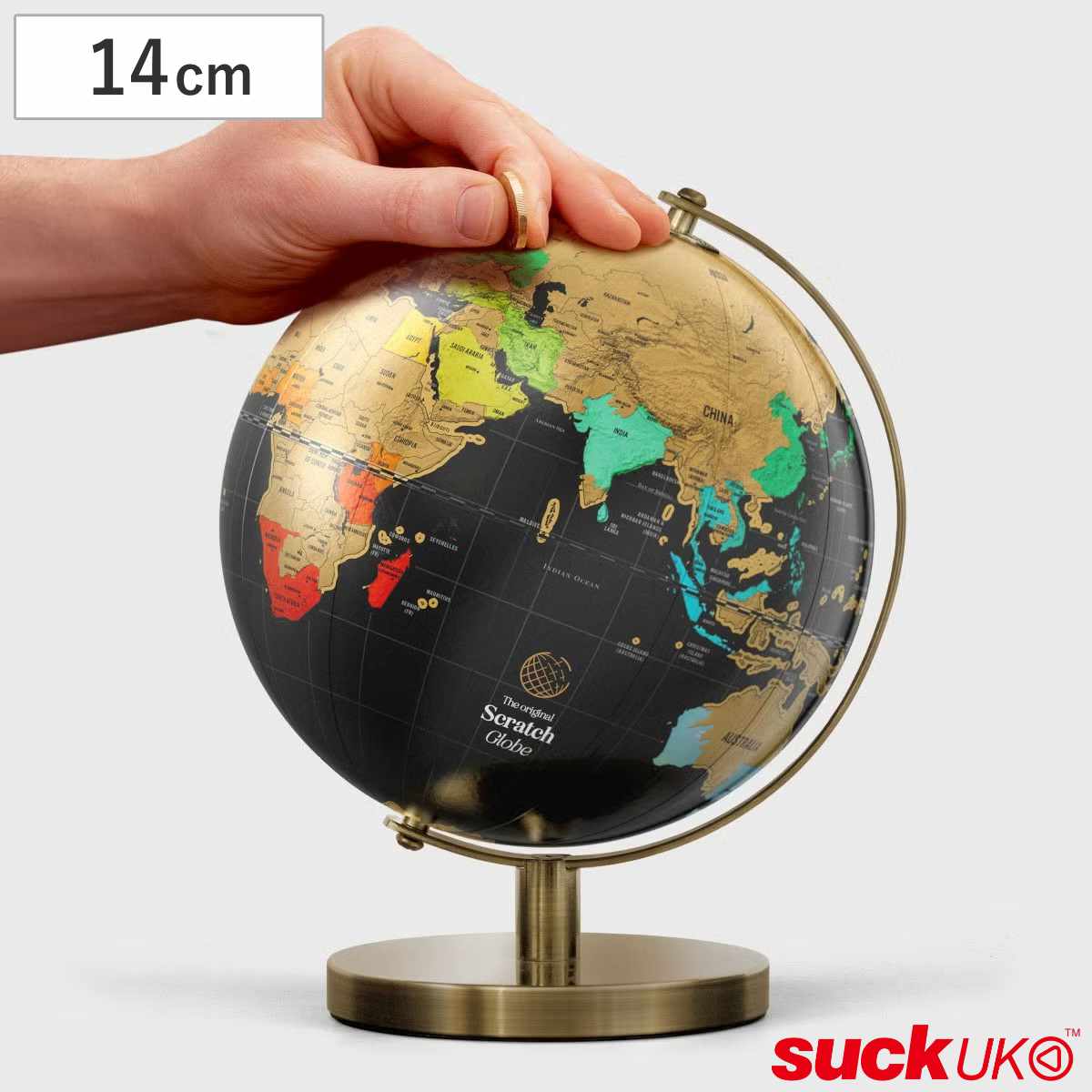 SUCK UK 地球儀 スクラッチ 14cm インテリア 世界地図 地球 ( サックユーケー 旅 旅行 記録 世界 削る コンパクト 卓上 行ったことある国 塗りつぶし 行った国 入学祝い 誕生日プレゼント 地理 旅行好き 勉強 ギフト ディスプレイ )