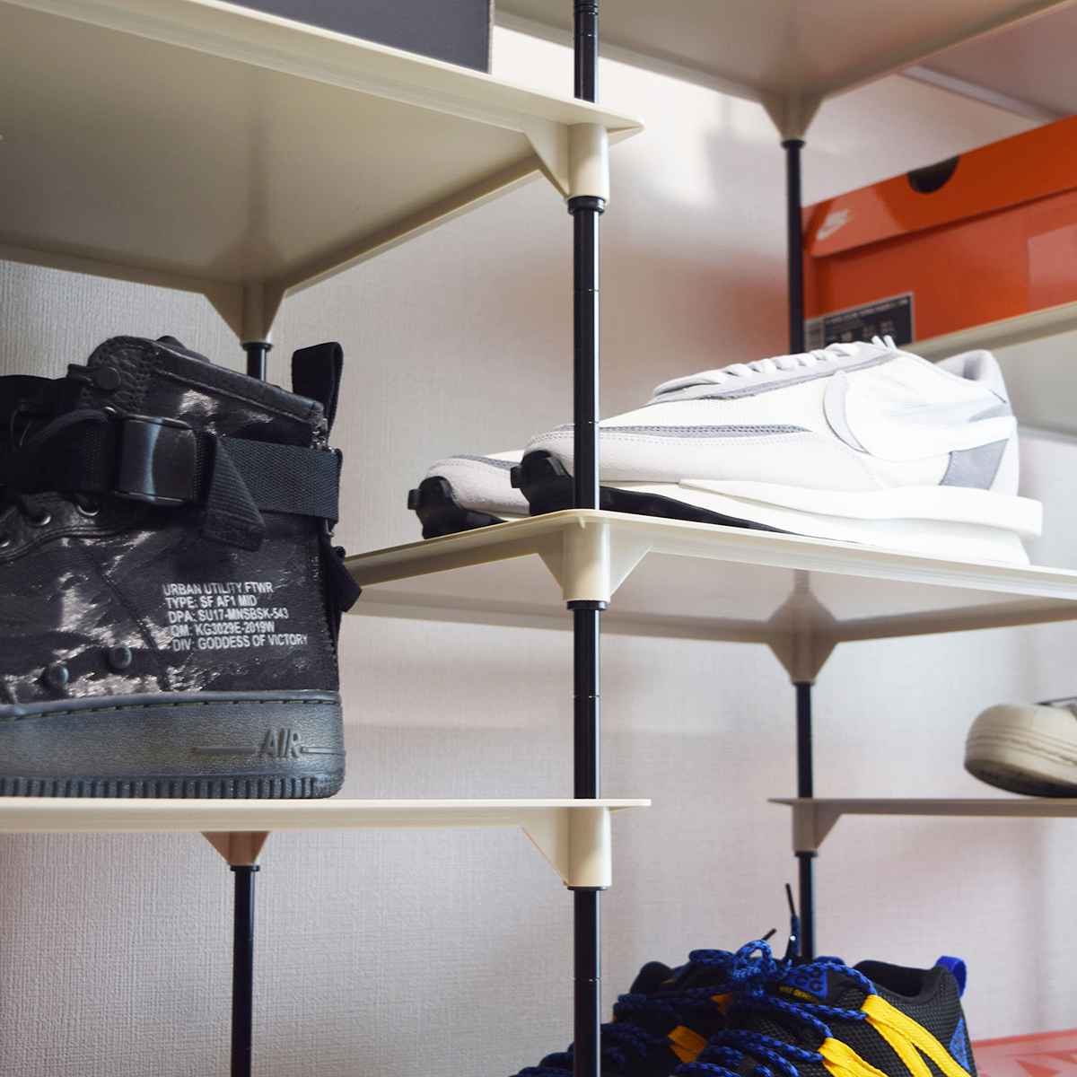 ハンドメイド　靴収納棚　シューズラック フロートシューズラック 7足用 靴だな 靴棚 シューズ収納 靴収納