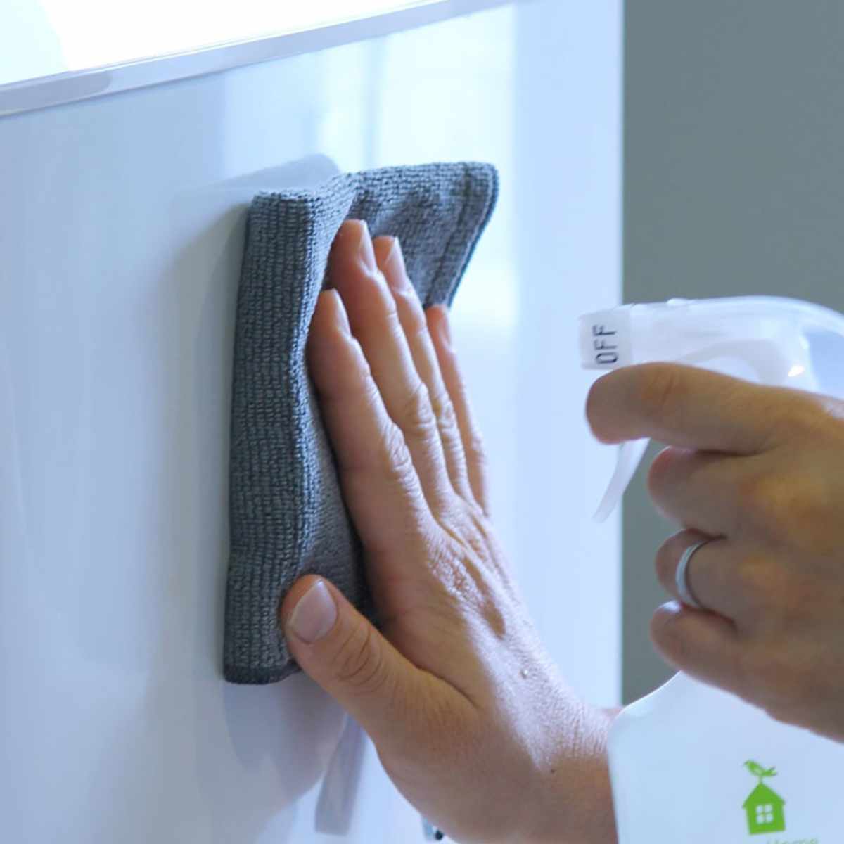 ふきん ニットクロス 掃除 水だけで簡単 洗濯機OK 多用途 ( クロス 掃除用 雑巾 水だけでOK 拭き掃除 ほこり取り 家電掃除 丈夫 掃除用品 掃除グッズ ) 【レッド】 レッド