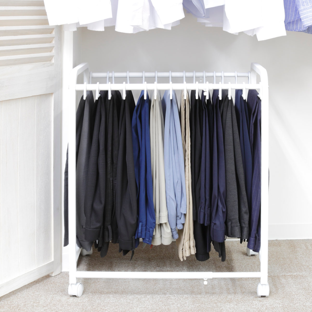 スラックスハンガー 伸縮式 キャスター付き 20本掛け 幅48.5~76.5×奥行42.5×高さ70cm ( ズボンハンガー パンツハンガー スリム 伸縮 クローゼット収納 押入れ収納 ズボン掛け ズボン パンツ 収納 ハンガー ラック 跡がつかない )