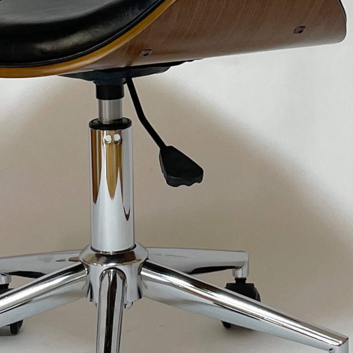 オフィスチェア 昇降式 座面高43~54.5cm 合皮タイプ デスクチェア KNOX ( 椅子 イス いす チェア キャスター付き 高さ調節 曲木 木目 レザー調 おしゃれ 高級感 ) 【グリーン】 グリーン