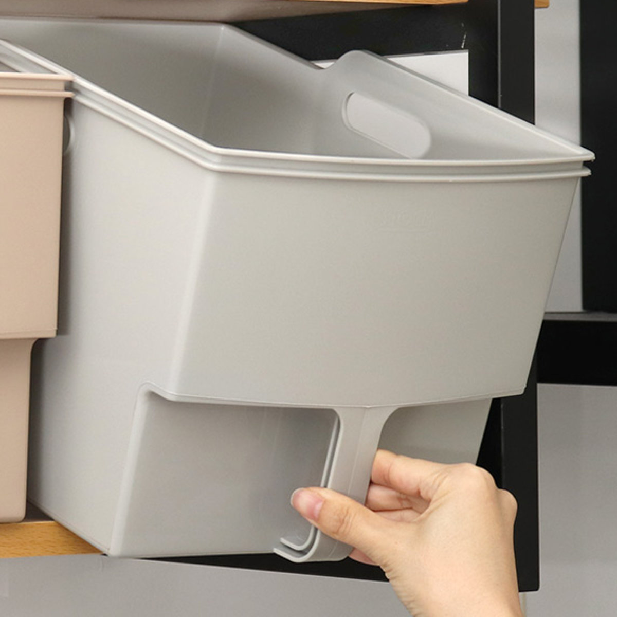 キッチン収納ケース 吊り戸棚ボックスワイド 幅24cm ( キッチンストッカー 取っ手付き 吊戸棚 ケース ボックス 吊戸棚ボックス 吊り戸棚ストッカー 吊戸棚収納 戸棚収納 収納BOX 吊り戸棚 キッチン 収納 整理ケース ) 【ブラウン】 ブラウン