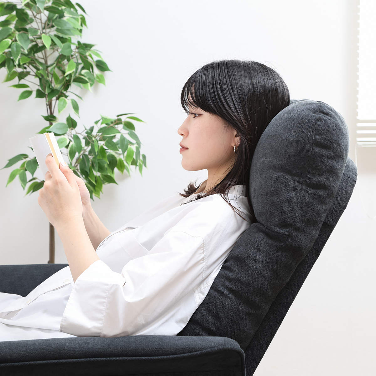 パーソナルチェア 電動リクライニング 座面高43.5cm SIMPLE ( ハイバック 収納ポケット ひじ掛け フットレスト 1人掛け 電動 ソファ 無地 シンプル おしゃれ ) 【ネイビー】 ネイビー