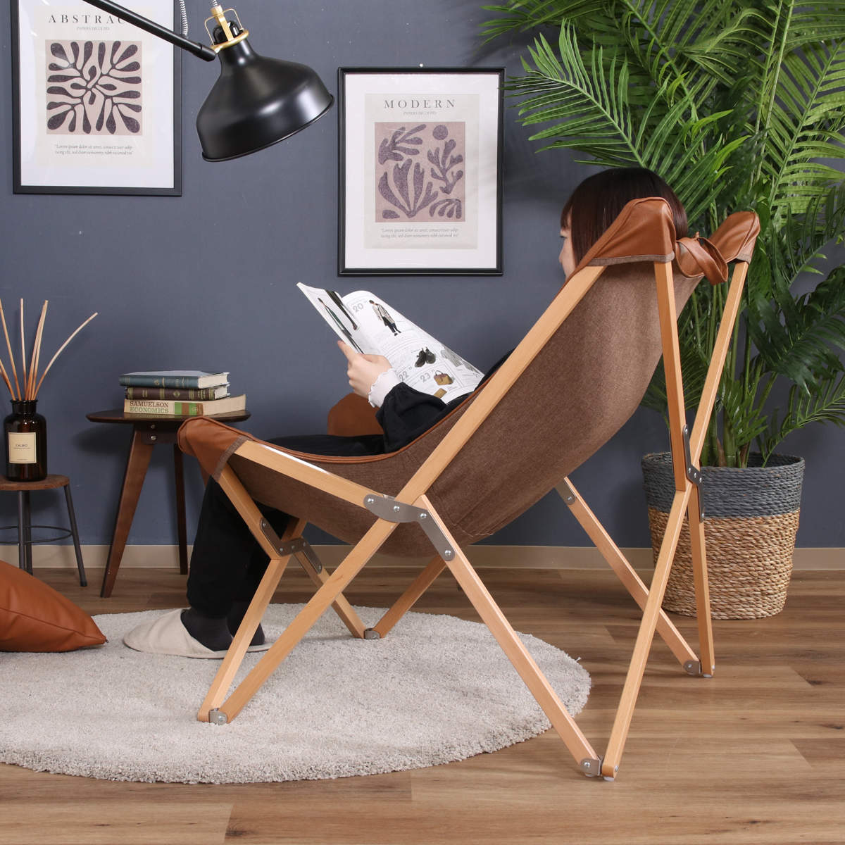 ラウンジチェア 折りたたみ レザー調 ( ピロー付き 幅広座面 天然木 フレーム リラックス チェア 椅子 ブラウン ブラック リビング ヴィンテージ調 北欧 おしゃれ ) 【ブラック】 ブラック