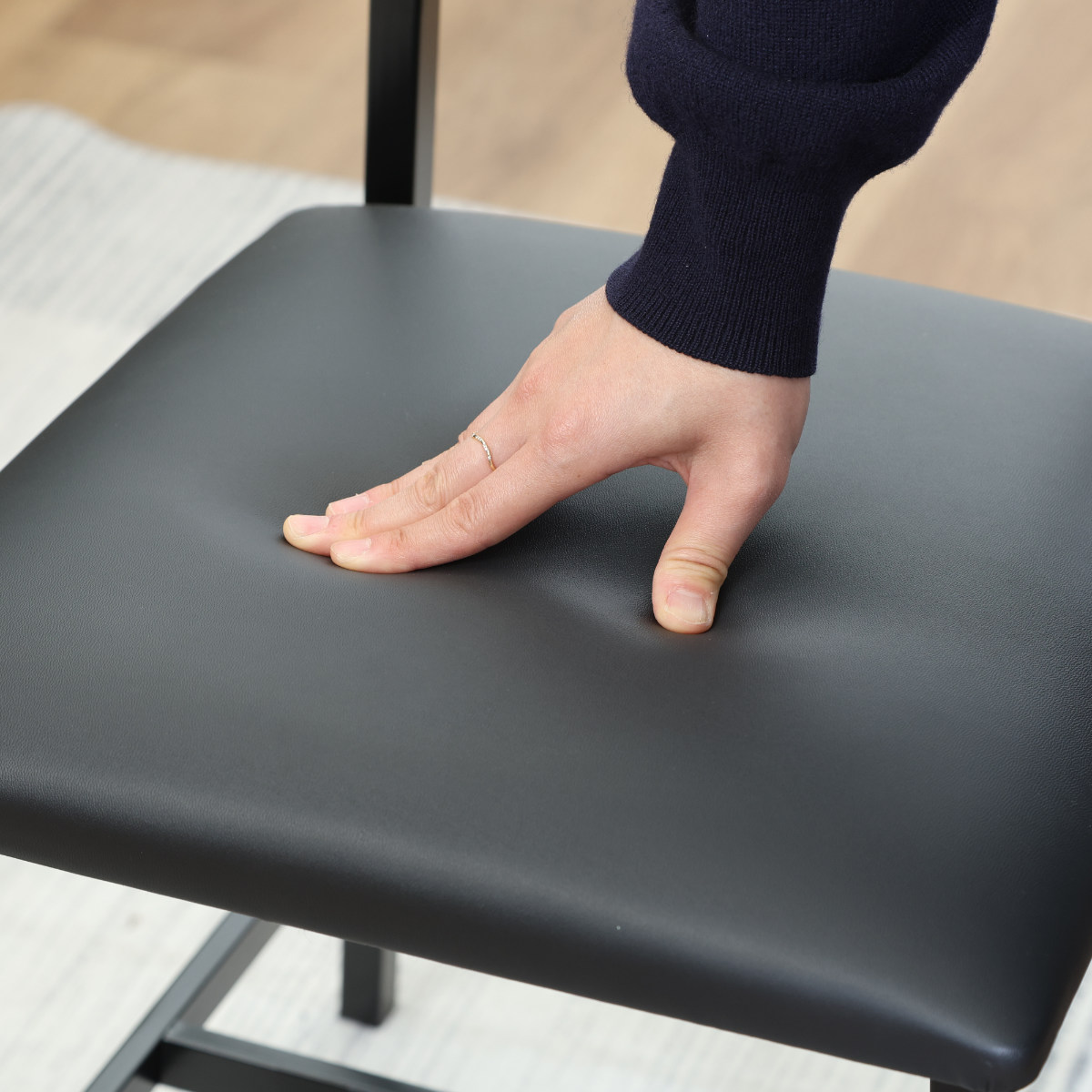 ダイニングテーブルセット 2人掛け 3点セット テーブル幅70cm チェア×2 マリー ( ダイニングセット 正方形 スクエア 1人掛け テーブル コンパクト カフェテーブル 椅子 セット ビンテージ調 ナチュラル レザー調 ファブリック ) 【ビンテージ】 ビンテージ