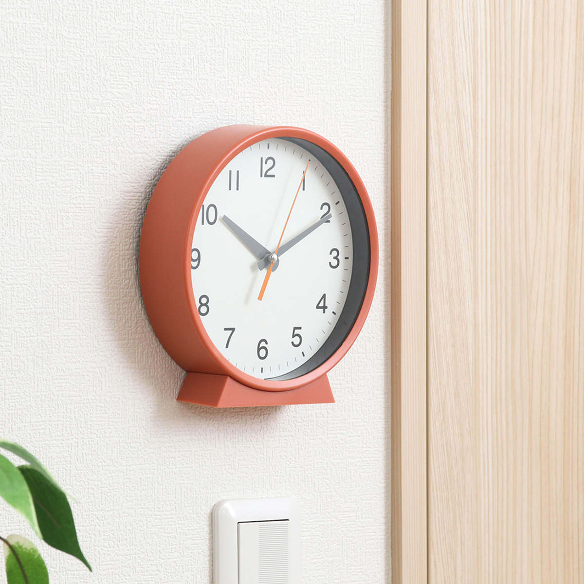 置掛兼用時計 エルフ 連続秒針 静音 掛け時計 置き時計 ( 置き時計 壁掛け時計 掛け時計 置き型 2way シンプル ヴィンテージ調 コンパクト かわいい 可愛い ) 【オレンジ】 オレンジ