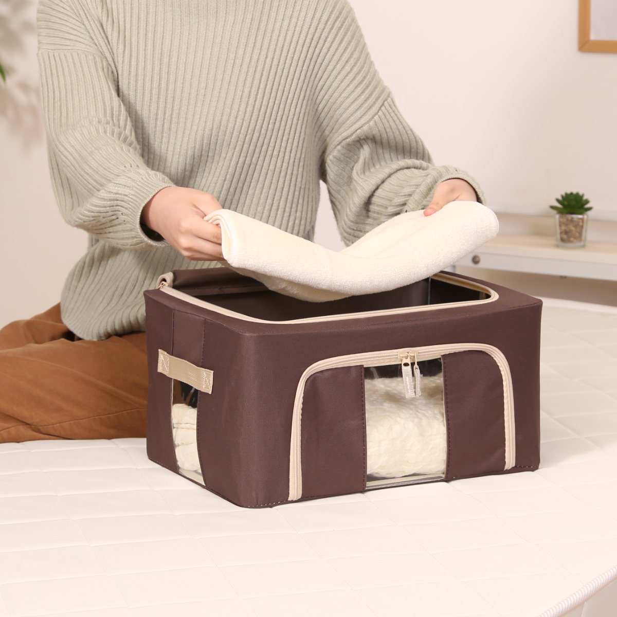 収納ボックス 22L 窓付き 積み重ね収納ボックス 布 幅39×奥行29×高さ20cm ( 前開き 衣類収納 スタッキング 収納ケース 衣類 洋服 収納 クローゼット収納 大容量 押入れ収納 衣装ケース おしゃれ 収納袋 持ち手付き ) 【ブルー】 ブルー