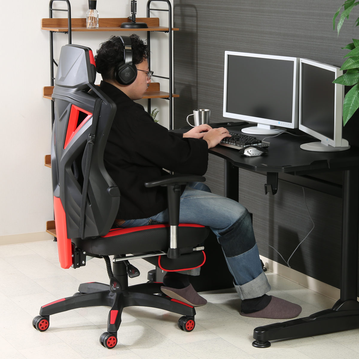 ゲーミングチェア 座面高42～49cm フットレスト 高さ調整