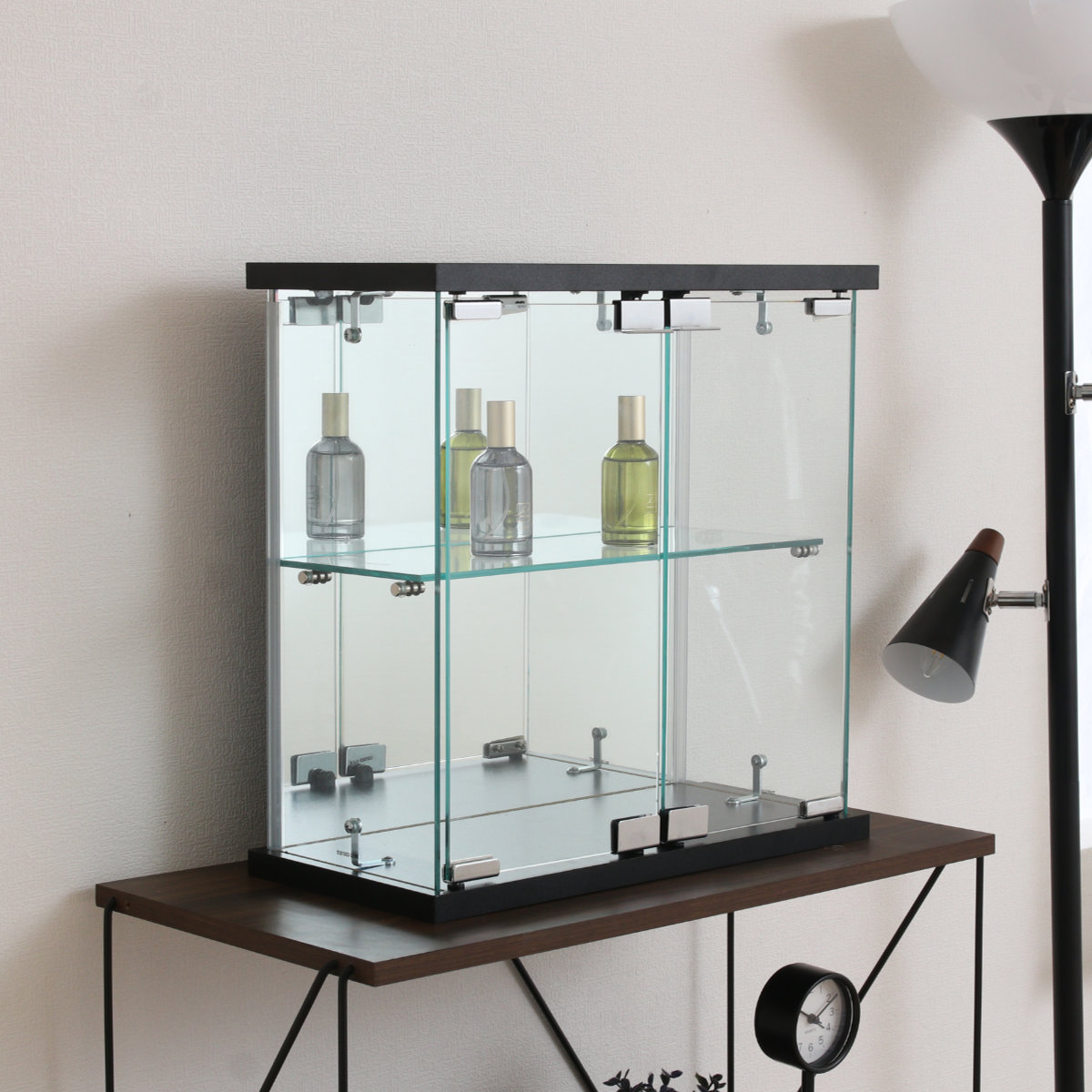 コレクションケース ガラス 幅42.5cm 背面ミラー ( 卓上 コレクション ラック 棚 ディスプレイ ガラス製 全面ガラス 棚上 収納 展示 フィギュアケース 見せる収納 ホワイト ブラック 白 黒 ) 【ブラック】 ブラック