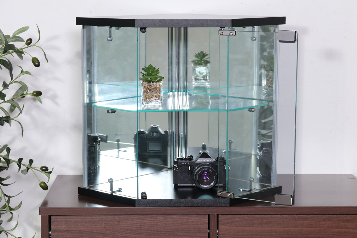 コレクションケース ガラス コーナー型 五角形 背面ミラー ( 卓上 コレクション ラック 棚 ディスプレイ ガラス製 全面ガラス 棚上 収納 展示 フィギュアケース 見せる収納 ホワイト ブラック 白 黒 ) 【ホワイト】 ホワイト