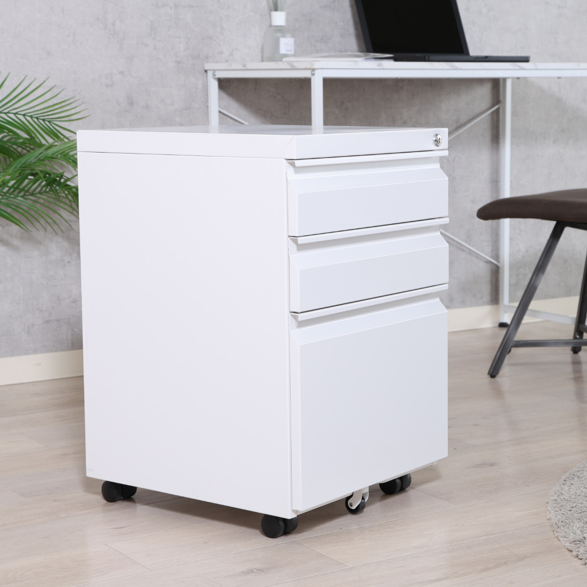 デスクワゴン キャスター付 3段 幅39cm カプリス ( ワゴン サイドワゴン 鍵付き 引き出し 収納 A4 ペントレー付き サイドチェスト 脇机 キャビネット 高さ60cm サイドキャビネット 書類整理 おしゃれ デスク横 デスク下 引出し ) 【ブラック】 ブラック