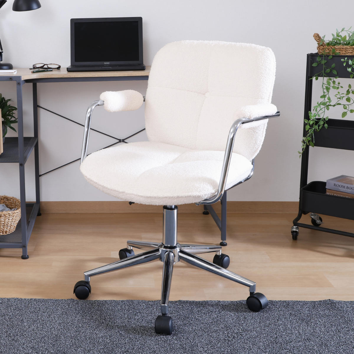 オフィスチェア 昇降式 座面高45~54cm ルル ( ワークチェア パソコンチェア 学習椅子 高さ調節 回転 ブークレ生地 もこもこ 在宅 仕事 勉強 座り心地 快適 勉強椅子 イス 椅子 オフィス キャスター付き ) 【ホワイト】 ホワイト