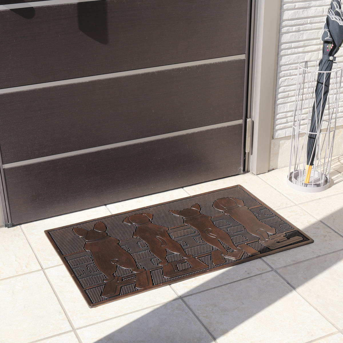 玄関マット 屋外 ラバーマット 犬 45×75 ( 泥落とし 洗える 水洗い 弾力 マット 滑り止め 雨 ラバー ゴム 幅75cm イヌ おしゃれ カフェ ベランダ デッキ テラス 玄関 ゴム素材 外用 室内 薄手 ペット ) 【ドッグアソート】 ドッグアソート