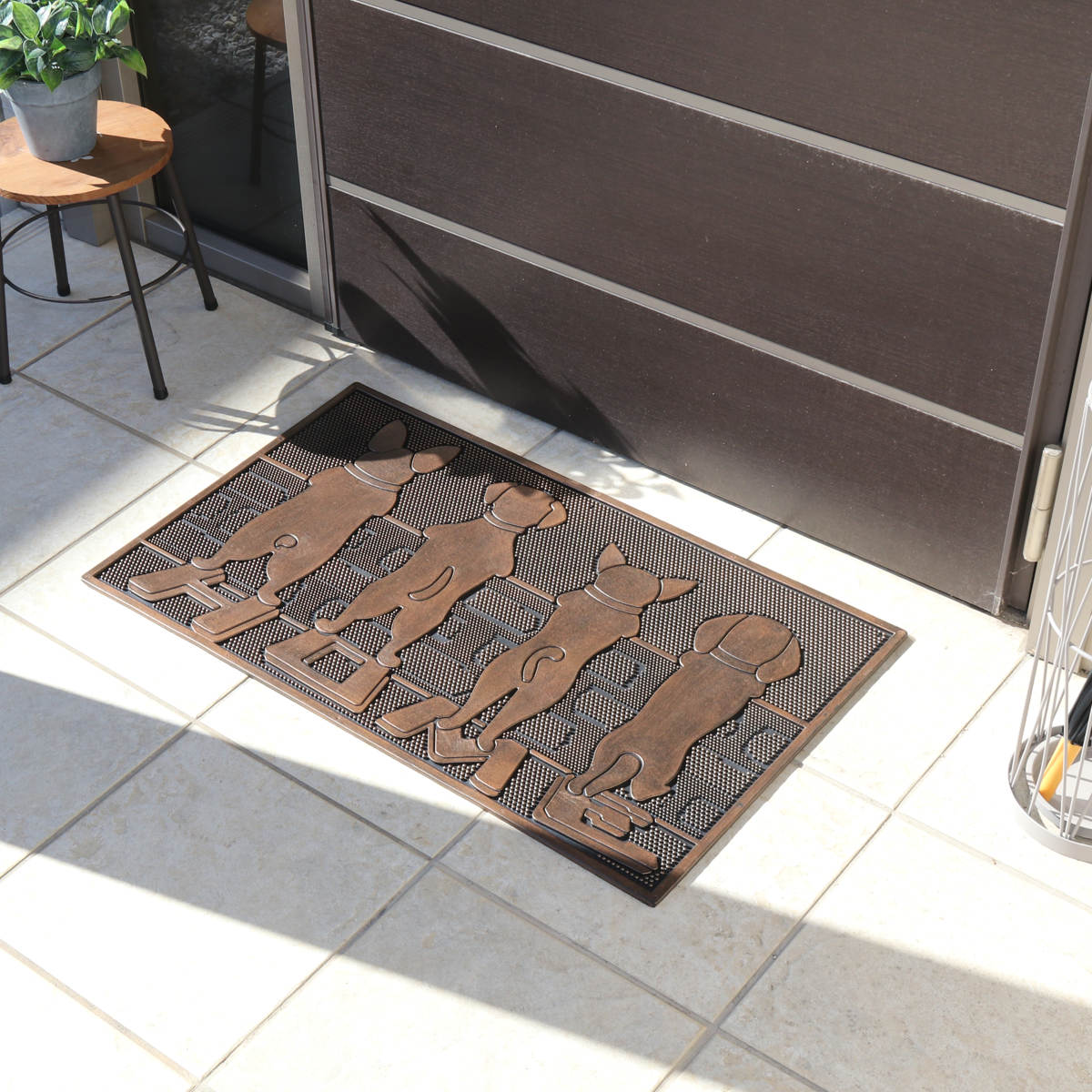 玄関マット 屋外 ラバーマット 犬 45×75 ( 泥落とし 洗える 水洗い 弾力 マット 滑り止め 雨 ラバー ゴム 幅75cm イヌ おしゃれ カフェ ベランダ デッキ テラス 玄関 ゴム素材 外用 室内 薄手 ペット ) 【ドッグアソート】 ドッグアソート