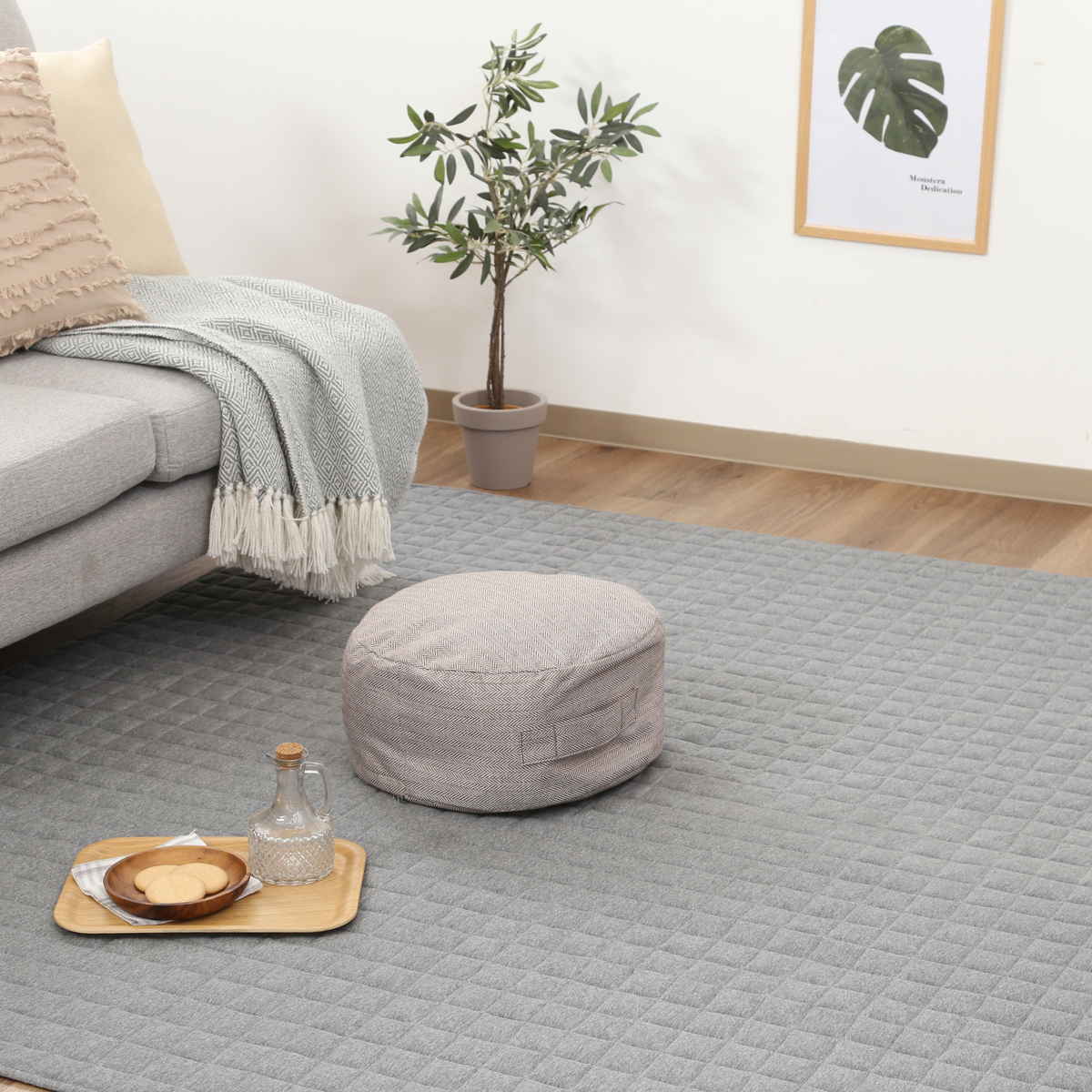 収納袋 布団収納 布団 収納できる クッションカバー シュシュ S ラウンド ( 布団収納袋 クッション 布団収納クッションカバー ブランケット ひざ掛け 毛布 ふとん ふとん収納 カバー おしゃれ 持ち手付き 布団収納ケース ) 【ライトブラウン】 ライトブラウン