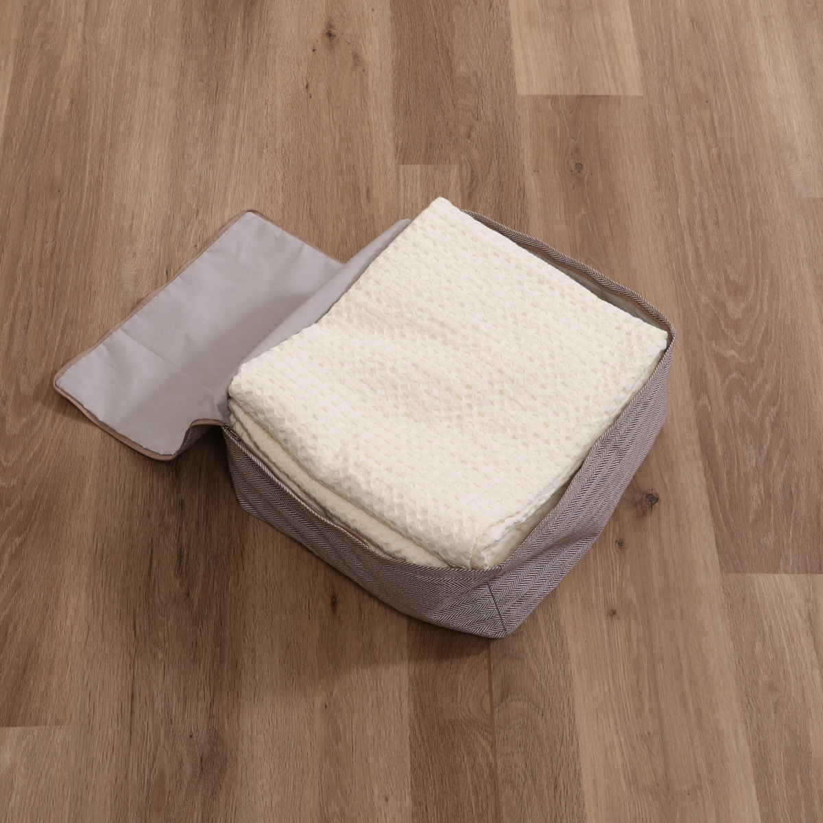 収納袋 布団収納 布団 収納できる クッションカバー シュシュ S スクエア ( 布団収納袋 クッション 布団収納クッションカバー ブランケット ひざ掛け 毛布 ふとん ふとん収納 カバー おしゃれ 持ち手付き 布団収納ケース ) 【ライトブラウン】 ライトブラウン