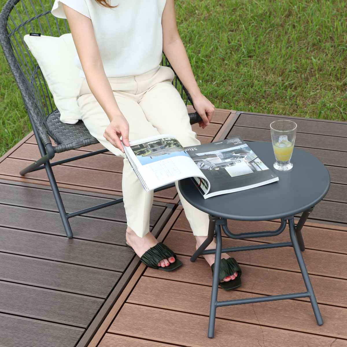 ガーデンテーブル&チェアセット elma ( ガーデン ソファ チェア テーブル 椅子 机 庭 屋外 センターテーブル 3点セット カフェ風 モダン インテリア バルコニー 室内 ホテル リゾート 折りたたみ 収納袋付 高級感 おしゃれ )