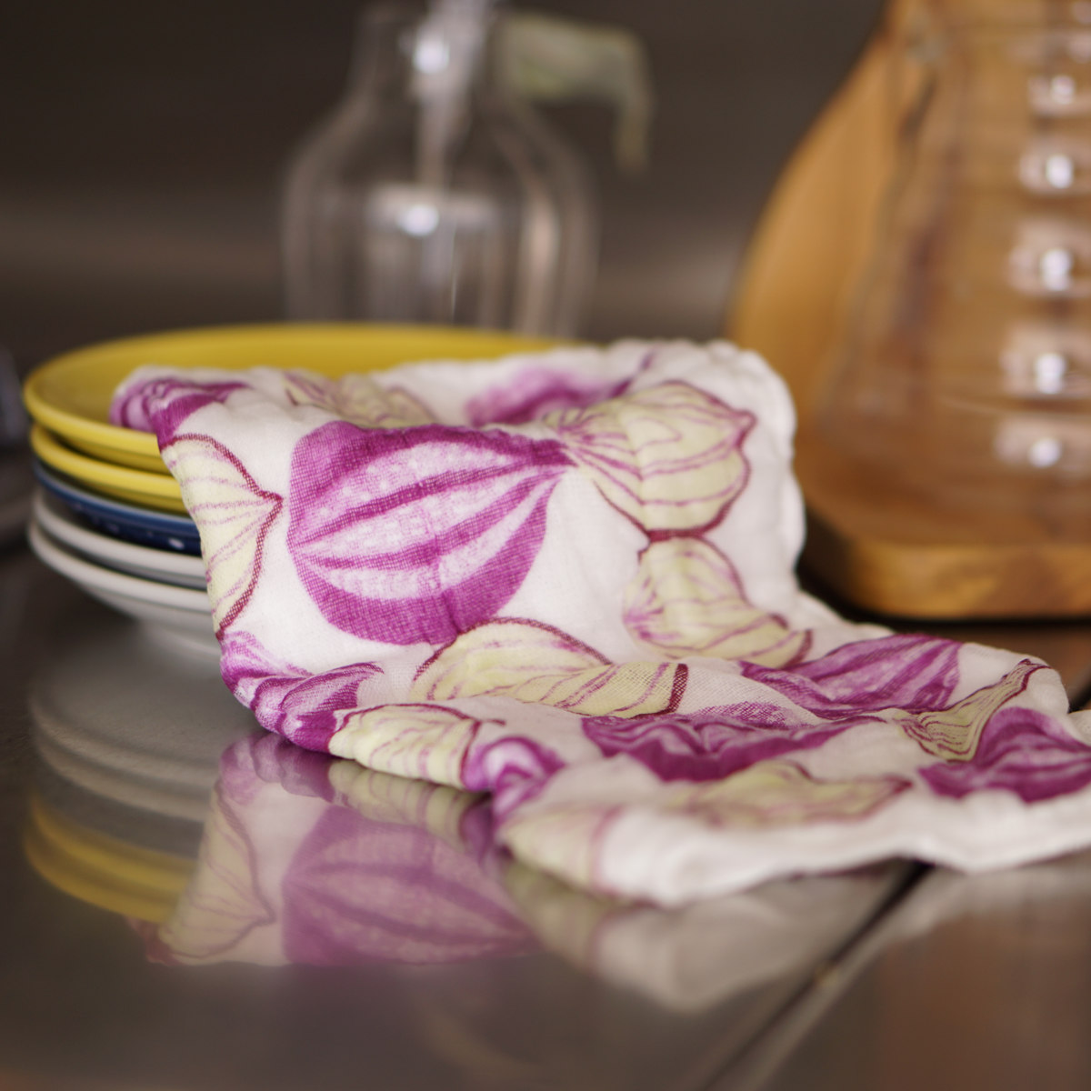 ふきん ハッピーモチーフ しあわせ重ねふきん 30×30cm ( 布巾 フキン 蚊帳生地ふきん かや生地ふきん かや生地 綿100% 日本製 動物 野菜 花柄 キッチン用 綿 コットン 吸水 食器拭き 台拭き 台ふきん おしぼり キッチンタオル ) 【ハリネズミ】 ハリネズミ