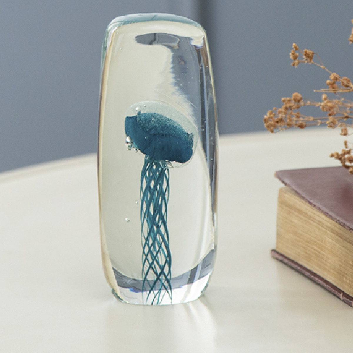 ガラスインテリアオブジェ(Glass interior objects) クラゲ M ( ガラス オブジェ 置き物 くらげ Mサイズ ガラス細工 玄関 コンパクト クリア 透明 ペーパーウェイト インテリア 水族館 海の生き物 ニッチ トイレ ) 【ブルー】 ブルー