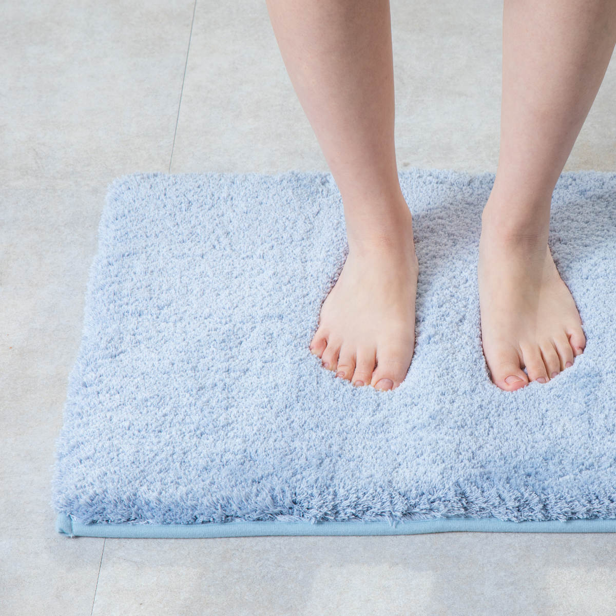 バスマット AIRY DROP 45×60cm ( お風呂マット 足拭きマット 速乾 洗濯OK お風呂 マット 浴室マット 脱衣所 洗濯可 無地 バスグッズ おしゃれ ) 【ピンク】 ピンク