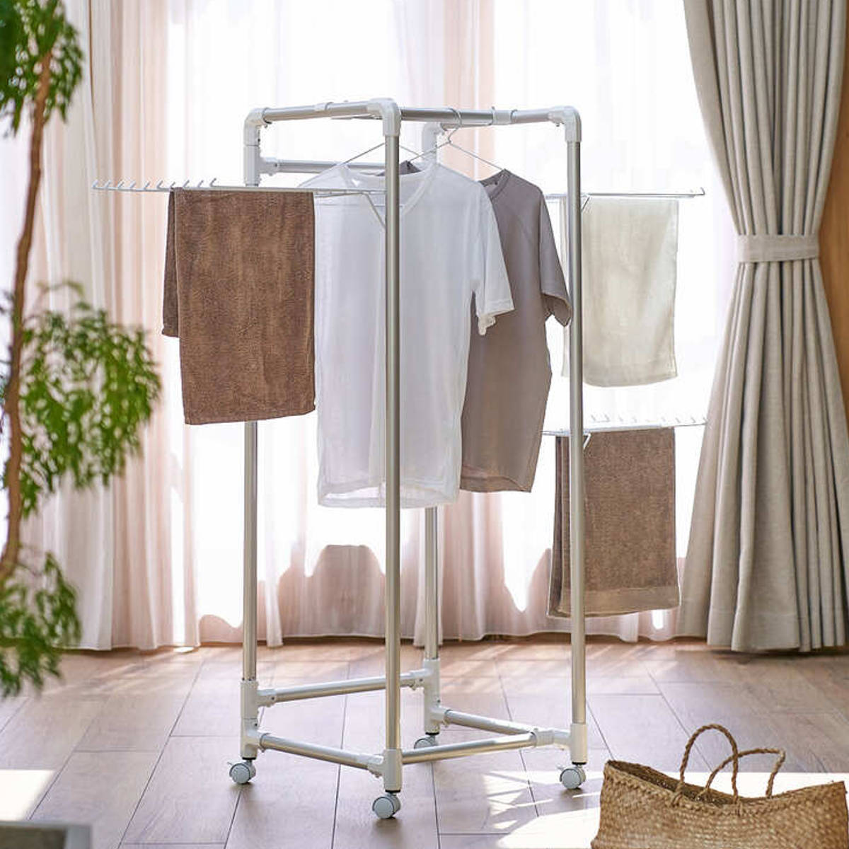 物干し 室内 コンパクト Leger キャスター付きコンパクトアルミ物干し ( ハンガー 物干しスタンド 洗濯 日本製 軽量 アルミ ランドリー 衣類 折り畳み キャスター 省スペース シンプル )