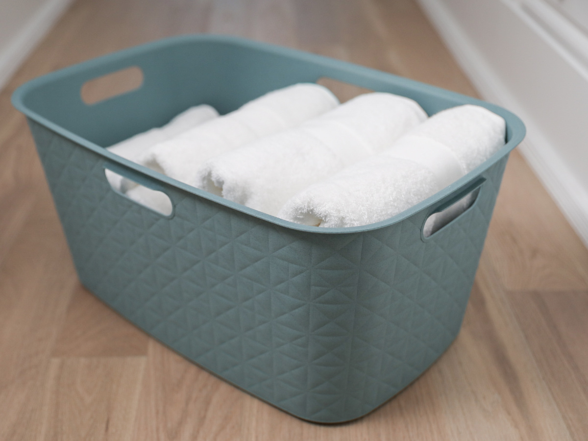 ランドリーバスケット CURVER ソフテックス 45L ( カーバー Softex バスケット ランドリー 持ち手付 樹脂 洗濯 脱衣かご 洗濯かご 収納 おもちゃ 水回り 脱衣所 キルティング風 ) 【グレーベージュ】 グレーベージュ