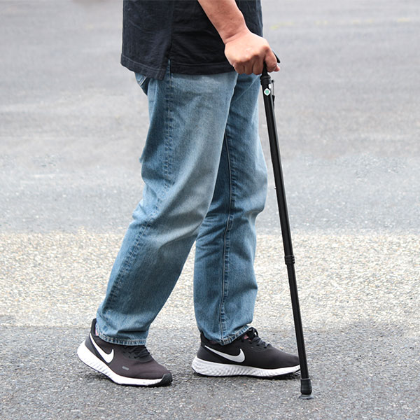 杖 かるがも E22 身長~197cm 滑りにくい DX先ゴム ステッキ 伸縮 男性 介護 ( 10段階調節 一点杖 太め 太杖 衝撃吸収 アルミ製 左右兼用 左右 SGマーク T字杖 アルミ杖 外出 福祉散歩 転倒防止 )