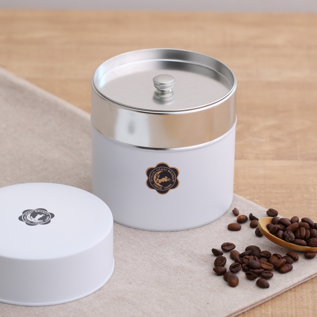 コーヒー缶 月兎印 月兎缶 大 300g 日本製 ( 保存容器 密閉 おしゃれ 茶缶 お茶缶 茶葉容器 お茶保存缶 茶葉入れ 小物入れ インテリア 月兎 お茶容器 ブリキ缶 茶葉保存 お茶っぱ入れ ティーキャニスター 中蓋 うさぎ ) 【グリーン】 グリーン