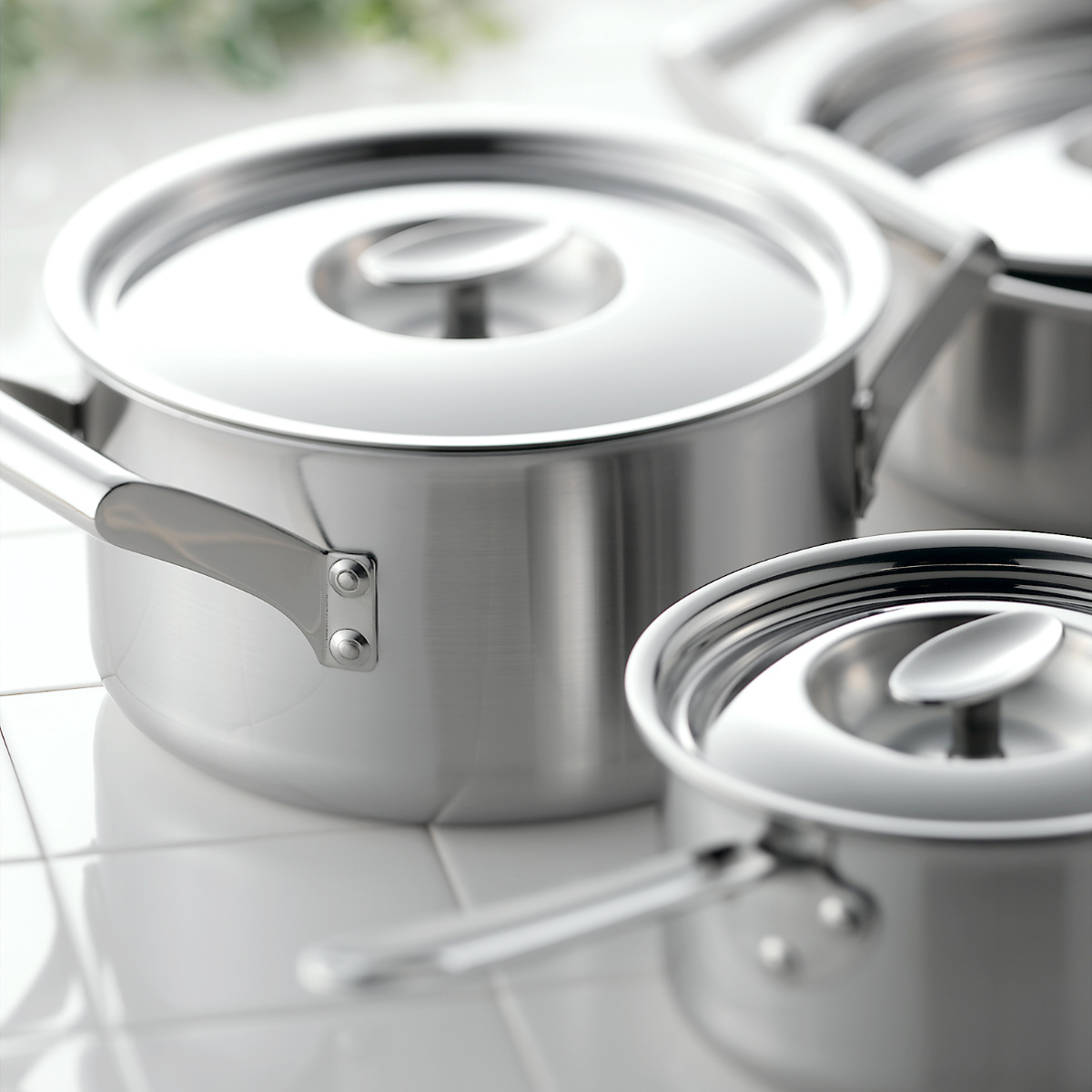 両手鍋 24cm 深型 IH対応 エレックマスター プロ ステンレス製 日本製 フジノス ( ガス火対応 アルミ ステンレス 蓋付き 鍋 なべ 両手なべ 24センチ フタ付き 3層構造 国産 丈夫 熱伝導 シンプル 職人 本格 燕三条 調理器具 )