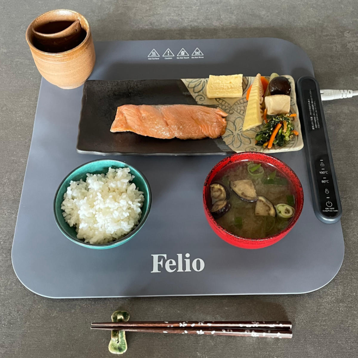 食卓用フードウォーマー 正方形 Felio ( フェリオ 保温プレート 料理 保温 シート 卓上 マット ランチョンマット 1面 電気 冷めない 温度調節 温度設定 シリコン 食卓 テーブル お皿 鍋 )